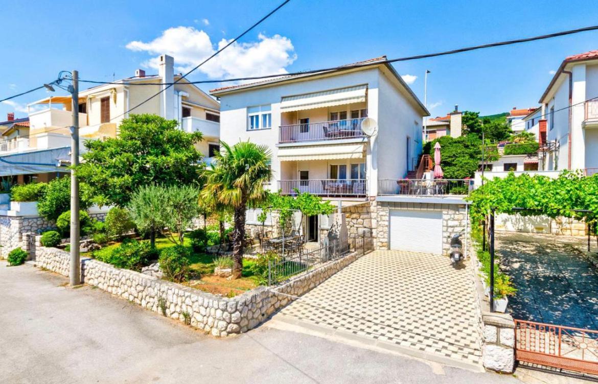 Apartments Tatjana Crikvenica Exterior foto