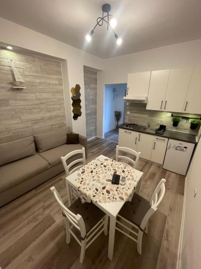 Apartments Tatjana Crikvenica Exterior foto